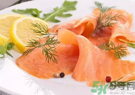 三文魚(yú)可以冷凍嗎?三文魚(yú)能冷凍嗎?