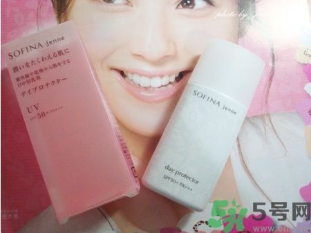 蘇菲娜sofina防曬霜哪款好用？sofina防曬白蕾絲藍蕾絲區(qū)別