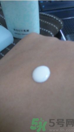 sofina蘇菲娜防曬霜要卸妝嗎？sofina防曬區(qū)別有哪幾種