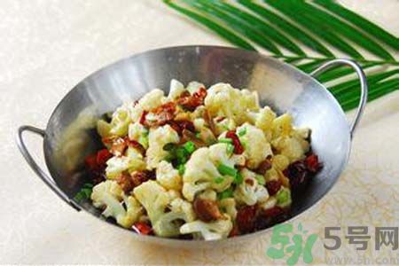 花菜可以和雞蛋一起吃嗎？花菜可以炒雞蛋嗎？