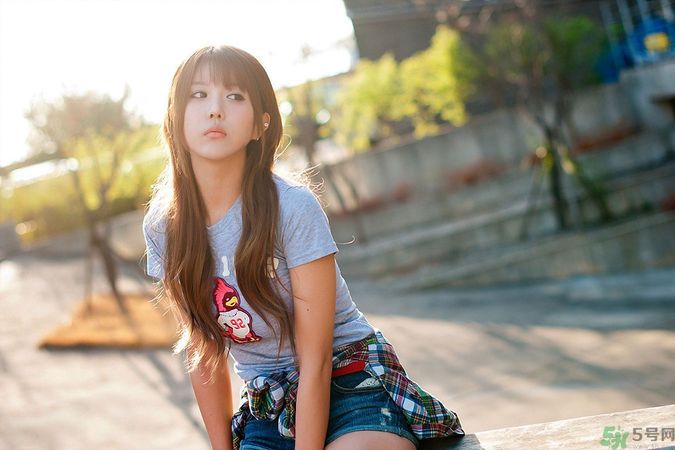 初中女生月經(jīng)不規(guī)律怎么回事？初中生月經(jīng)不準(zhǔn)怎么辦？