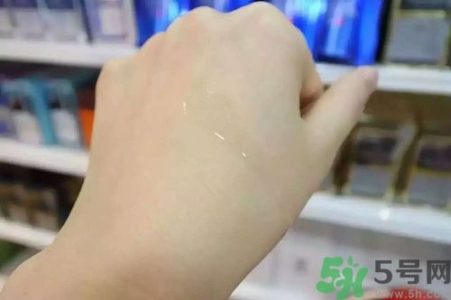 AHC神仙水效果怎么樣？AHC神仙水怎么用？