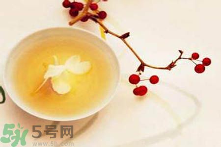 月經(jīng)期間可以喝茉莉花茶嗎？月經(jīng)期間喝茉莉花茶好不好？
