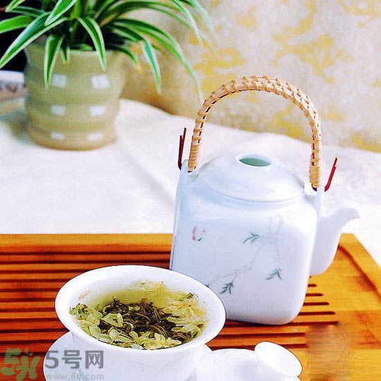 痛風(fēng)可以喝茉莉花茶嗎？痛風(fēng)喝茉莉花茶好嗎？