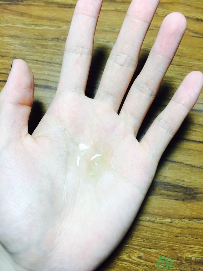 科顏氏藜麥煥膚精華怎么樣？科顏氏藜麥煥膚精華好用嗎