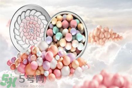  法國(guó)嬌蘭幻彩流星亮肌乳適合什么膚質(zhì)？ 敏感膚質(zhì)可以用法國(guó)嬌蘭幻彩流星亮肌乳嗎？