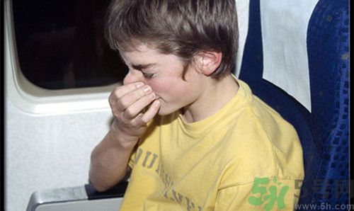 感冒能不能坐飛機(jī)?感冒坐飛機(jī)注意事項(xiàng) 感冒能不能坐飛機(jī)?感冒坐飛機(jī)注意事項(xiàng)