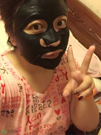 歐尚坊黑面膜怎么樣？歐尚坊黑蒜竹炭蠶絲面膜好用嗎？