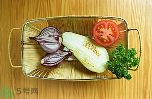 白茄子能治雀斑嗎？白茄子可以祛斑嗎？