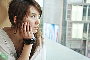 高冷是什么意思？別人說我高冷怎么辦？