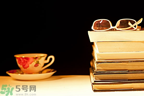 熬夜第二天怎么保持精神？熬夜第二天頭疼怎么辦？