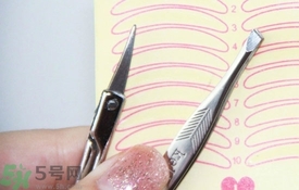 單眼皮怎么變雙眼皮了？單眼皮上面有一條線