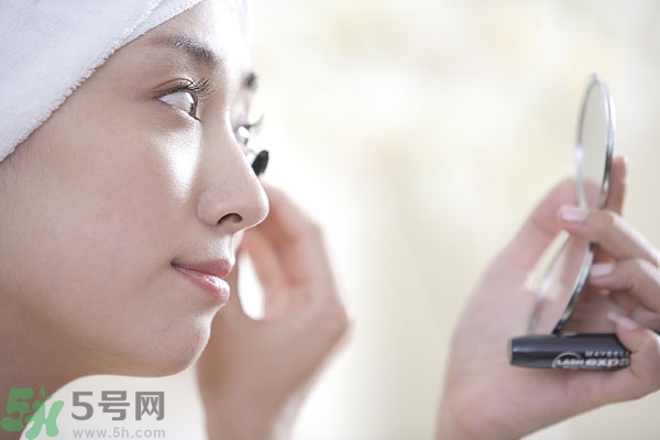 熬夜流鼻血是怎么回事？熬夜流鼻血怎么辦？
