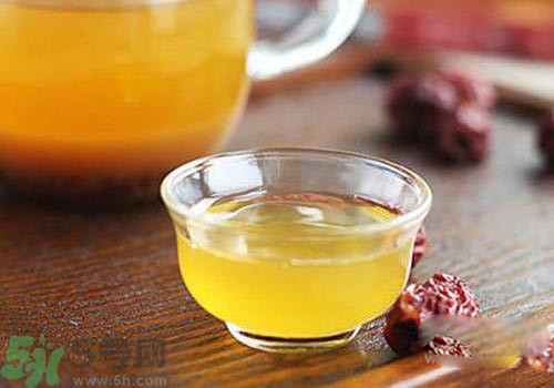 一天喝多少蜂蜜水合適？怎么正確喝蜂蜜水？