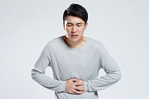 吃涼的胃疼是怎么回事？吃冷的肚子疼怎么辦？