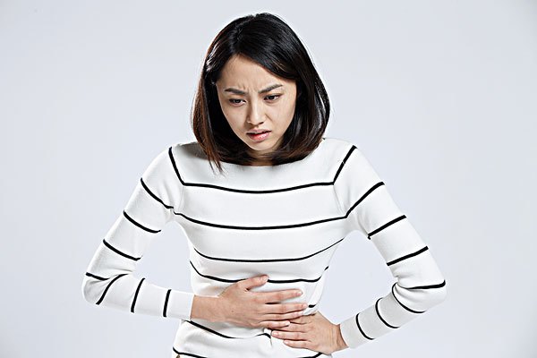 吃涼的胃疼是怎么回事？吃冷的肚子疼怎么辦？