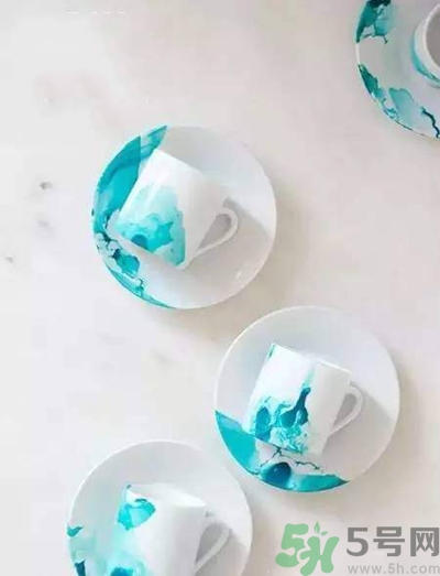 指甲油會過期嗎？指甲油過期是什么樣的？