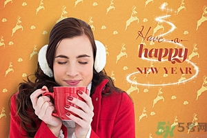 指甲油能補車漆嗎？怎么用指甲油補車漆？