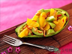 發(fā)燒能吃水蜜桃嗎？發(fā)燒吃水蜜桃好嗎？