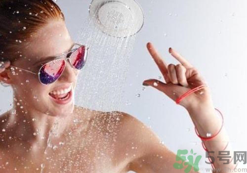 夏天洗澡水溫多少合適？夏天洗澡水溫多少比較好？