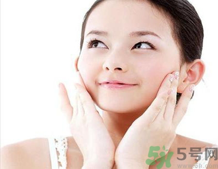 卸妝油怎么用？卸妝油的正確使用方法