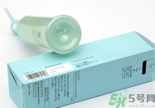 卸妝油怎么用？卸妝油的正確使用方法