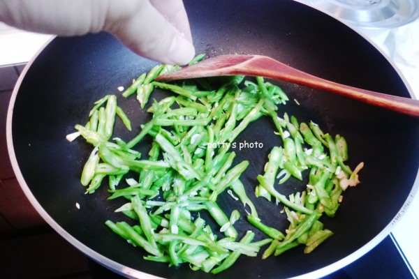 豆角隔夜還能吃嗎？隔夜的豆角能吃嗎？