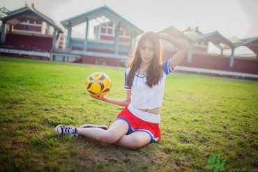 15歲三個(gè)月沒(méi)來(lái)月經(jīng)正常嗎？15歲三個(gè)月沒(méi)來(lái)月經(jīng)怎么辦？