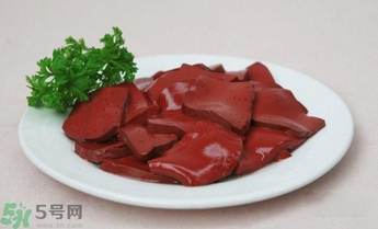 做完手術(shù)可以吃豬血嗎？手術(shù)后可以吃豬血嗎？