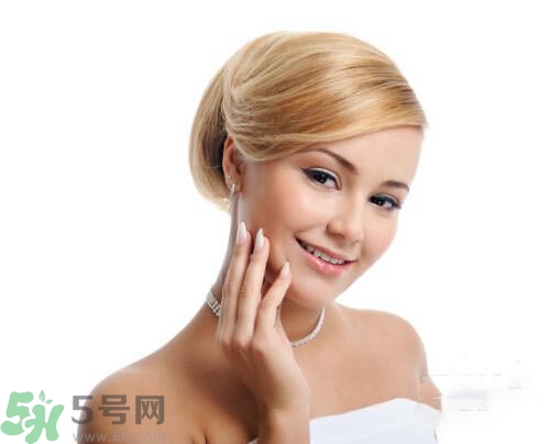 曬黑了吃VC可以美白嗎？曬黑了吃VC有美白效果嗎？