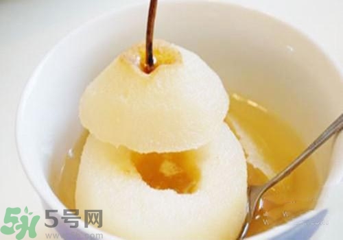 發(fā)燒可以喝冰糖雪梨嗎？發(fā)燒喝冰糖雪梨好嗎？