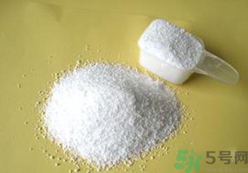 用洗衣粉手發(fā)熱是怎么回事？洗衣粉傷手怎么辦？