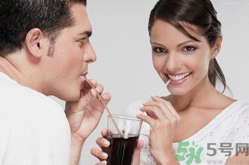 孕婦可以喝可樂嗎?孕婦喝可樂會怎樣 孕婦可以喝可樂嗎?孕婦喝可樂會怎樣