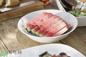 如何辨別西瓜生熟？怎么看西瓜熟不熟？