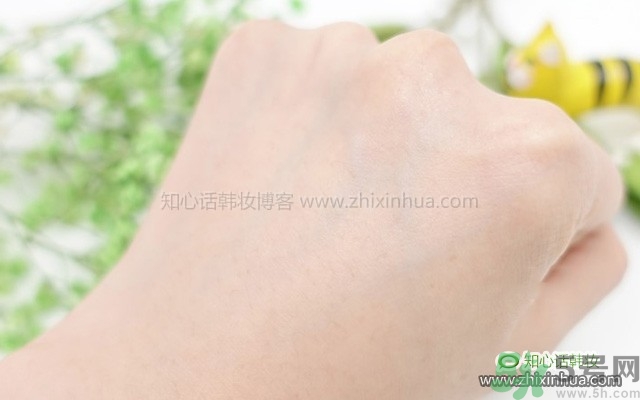 韓律艾草補(bǔ)水鎮(zhèn)靜噴霧怎么樣？好用嗎？