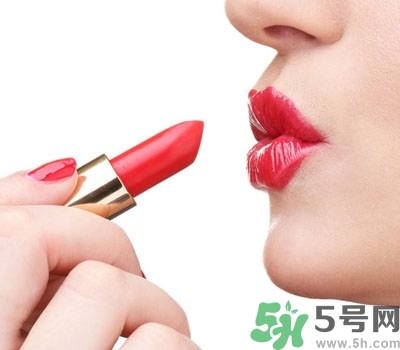 口紅哪個(gè)牌子好？口紅怎么涂好看？