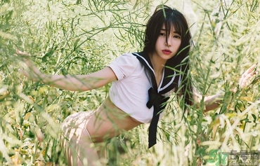 16歲女生乳房發(fā)育圖片？16歲女生還能長高么？
