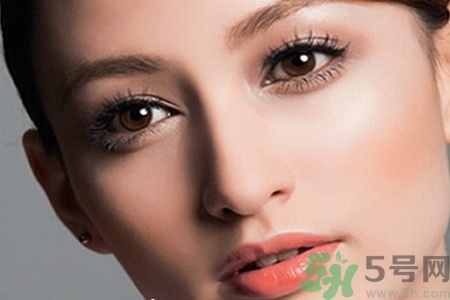 臥蠶怎么畫？臥蠶眼妝畫法步驟？