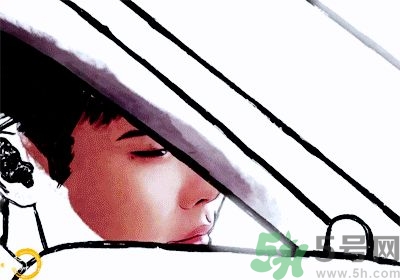 李鐘碩發(fā)型是什么？姜哲發(fā)型是什么？