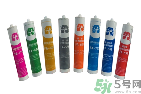 膠可以用什么洗掉？膠水怎么處理干凈？