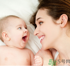 夏天幼兒急疹可以開(kāi)空調(diào)嗎？夏天幼兒急疹能洗澡嗎？