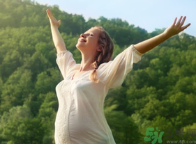 孕婦濕氣重怎么辦？孕婦濕氣重的表現(xiàn)癥狀？