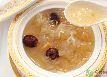 孕婦可以吃燕窩嗎?孕婦吃燕窩的好處和壞處 孕婦可以吃燕窩嗎?孕婦吃燕窩的好處和壞處