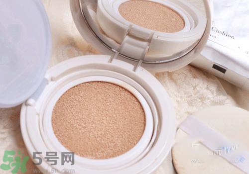 cc霜和防曬霜哪個先用？cc霜和防曬霜的使用順序