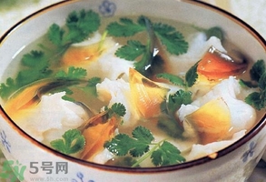 香菜可以和魚(yú)一起吃嗎?香菜能和魚(yú)同吃嗎?