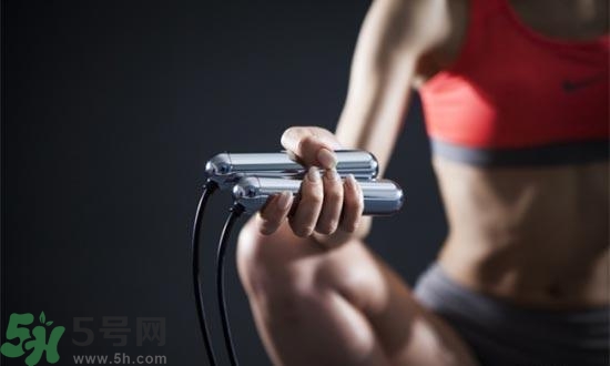 女生跳繩要注意什么？跳繩要注意什么？
