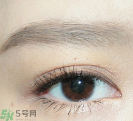 戴眼鏡怎么化妝？眼鏡妝怎么畫