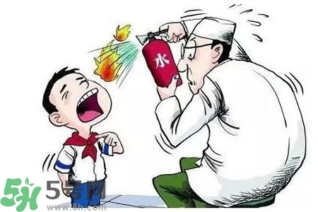 慢性咽炎的發(fā)病因素？慢性咽炎的并發(fā)癥有哪些？