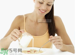 膽結(jié)石常見(jiàn)癥狀？膽結(jié)石手術(shù)類(lèi)型及術(shù)后飲食