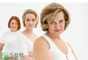 女人絕經(jīng)后怎么過性生活？女人絕經(jīng)后可以過性生活嗎？